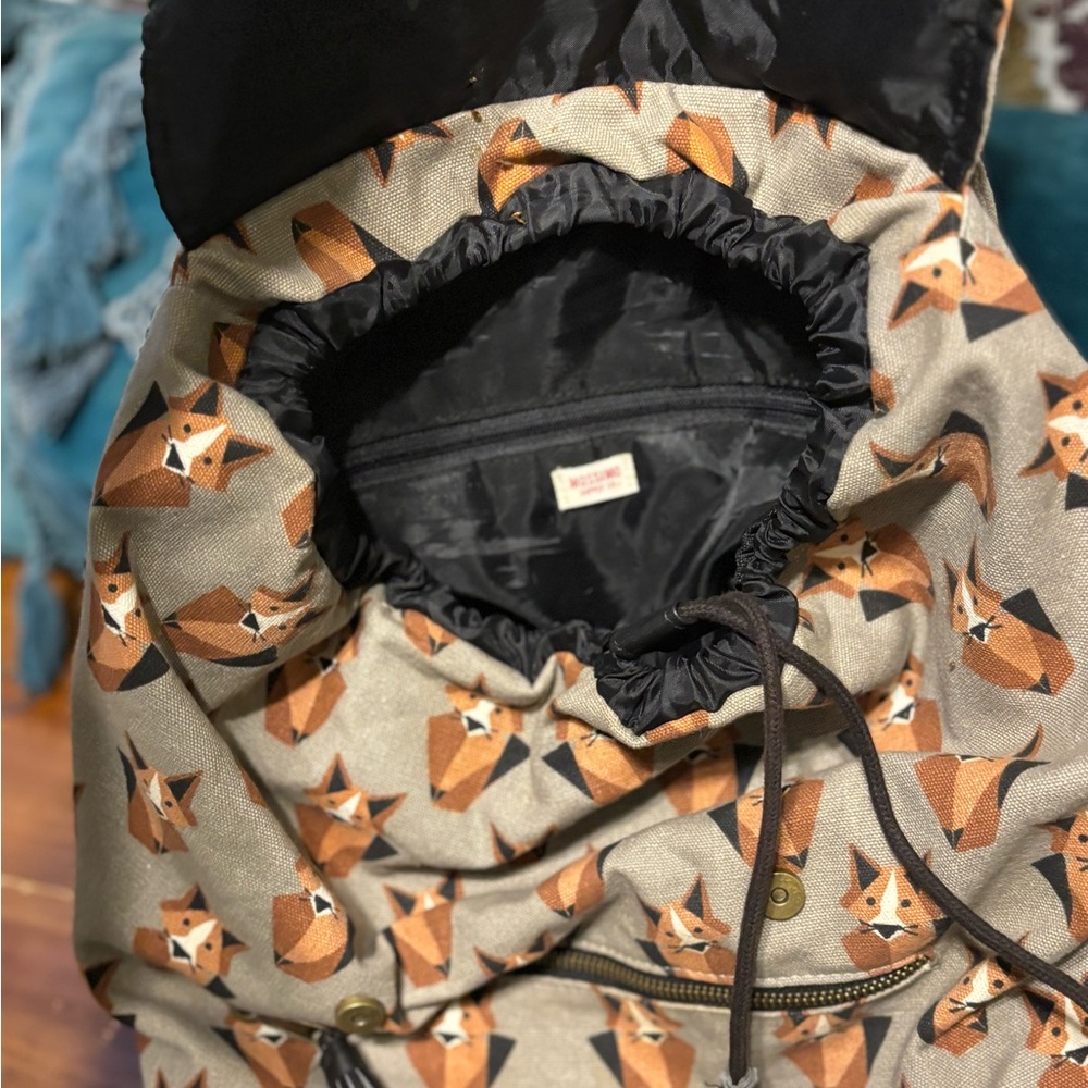 Fox Print Backpack 🦊 - Picture 5 of 7